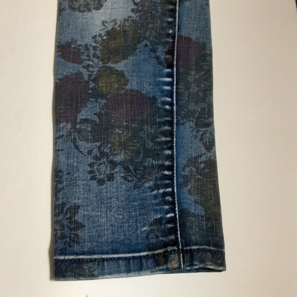 Maurices Women's Floral Print Mid Rise Jeans in Size S-R - Picture 7 of 8